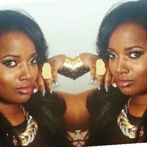 Meet your Posher, Nisea